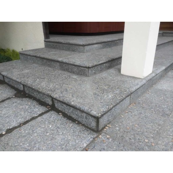 Concrete Paver - Exposed Aggregate 300 x 300mm Traditional