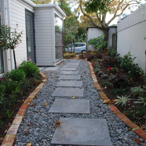 500x500 Sandy Charcoal Pavers in 19mm Rounds