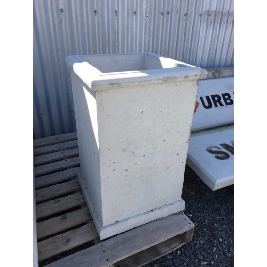 Concrete Planter Tall Skinny - Natural