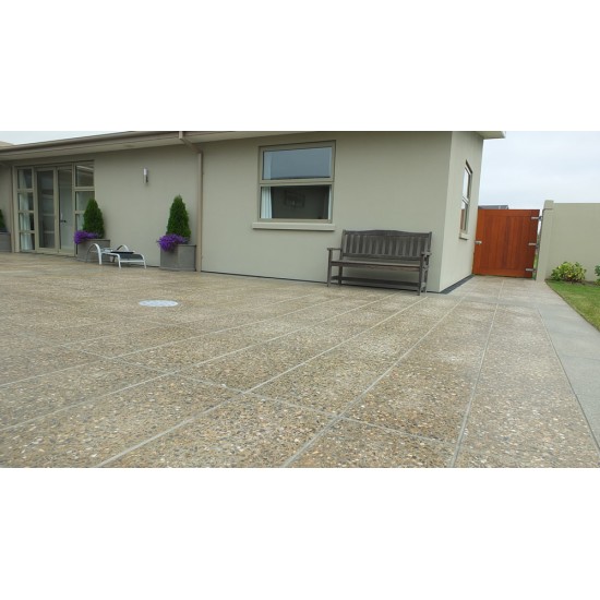 Concrete Bullnose Coping Paver - Honed 500 x 250mm Specialty